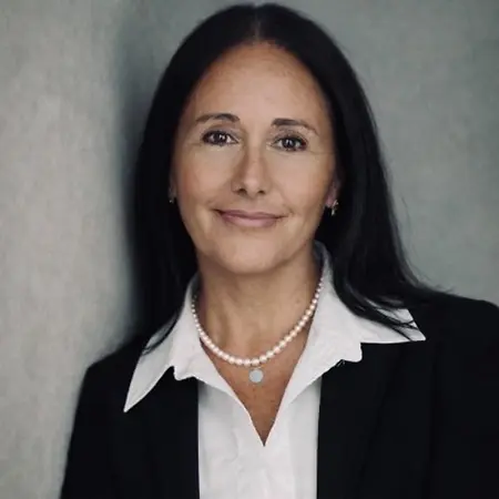 Maria Macris, Senior Recruiter, Anesthesia Division on Influential Women