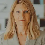 Heidi M MacAlpine, Occupational Therapist | Adjunct Professor | Consultant | Community Collaborator & Program Developer | Personal Trainer on Influential Women