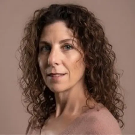 Rachel Castor, Social Media Manager on Influential Women