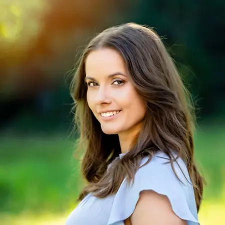 Jade S., Technical Recruiter on Influential Women