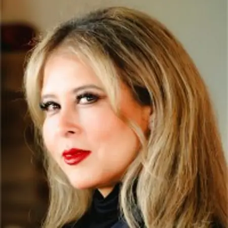 Martha Dabdoub, Commercial Real Estate Broker on Influential Women