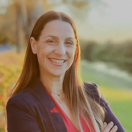 Noa Hadad, Regional Program Director, Southeast US on Influential Women