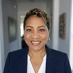 LaRinda E. Jackson, Senior Risk Control Analyst at CNA Insurance | Independent Travel Agent at Grateful Travels on Influential Women