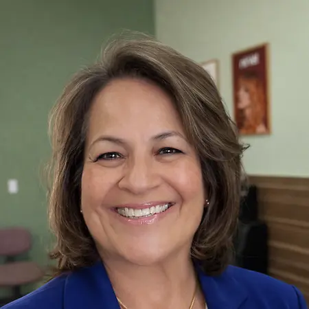 Estela Gosset, Project Manager on Influential Women