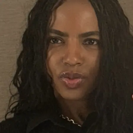 Fannie Nicole  Maddox-Cornwell, Guest Relations Concierge on Influential Women