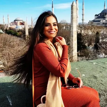 Zainab Khan, Product on Influential Women