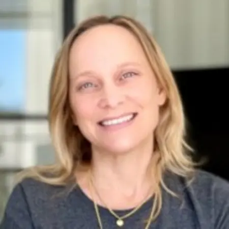Osnat Bacher, High-Tech Leadership Coach | Empowering New & Experienced Leaders on Influential Women