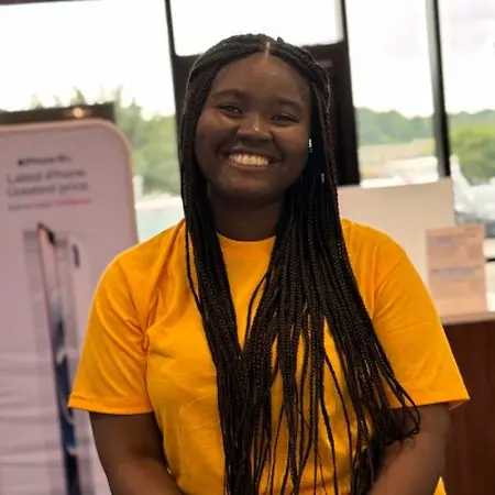 Gifty Mary Acheampomaa, Assistant Community Manager on Influential Women