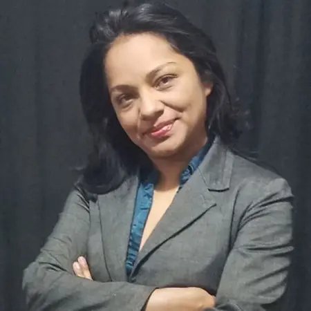 Myrnna Cecilia  Enriquez, Commercial Account Manager on Influential Women