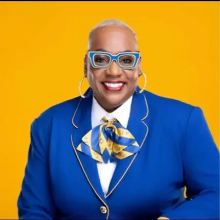 Robyn Rodgers, Case Manager on Influential Women