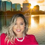 Dianelis Figueroa, Chief of Public Relations on Influential Women