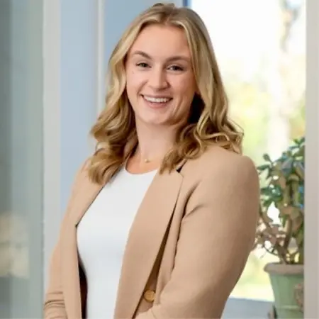 Isabelle Silva, Legal Extern on Influential Women