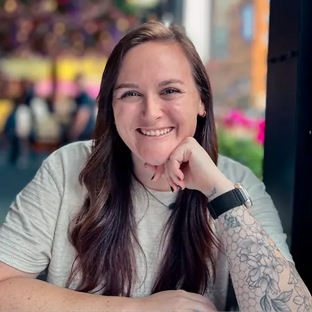 Jenae Rogers, Director of Social Media on Influential Women