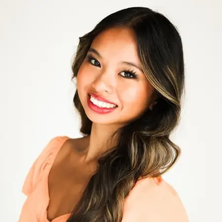 Eva Lloyd, Social Media Marketing Manager on Influential Women