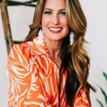 Teresa Lindsey, President & COO on Influential Women