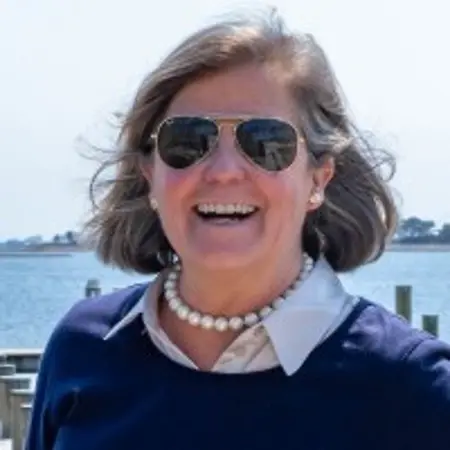 Anne Powell Del Vecchio