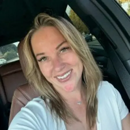 Jacquelyne (Ryan)  Henson, Executive Assistant on Influential Women