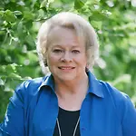 Alicia Rinehart, Director of Global Outsourcing | Process Analytics and Redesign | Change Management | Vendor Management on Influential Women