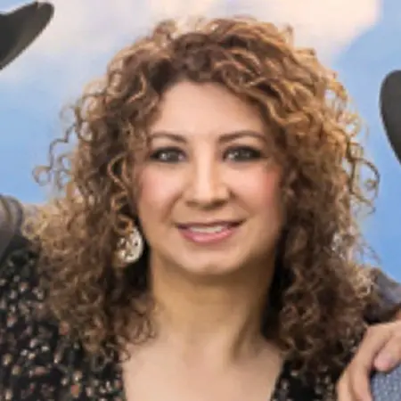 Lorina Amaris De Leon