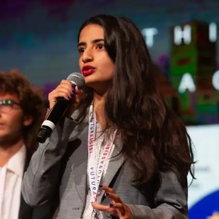 Khadija Taufiq, Research Assistant on Influential Women