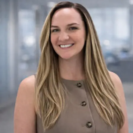 Danielle Seelandt, Financial Services Professional on Influential Women