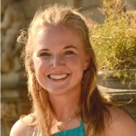 Hannah Yarmowich, Luxury Travel Advisor on Influential Women