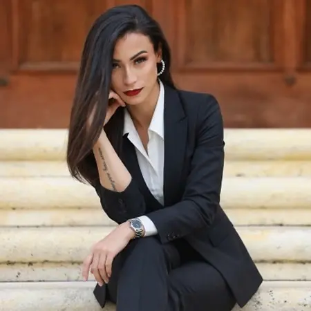 Yliana Nyreé Santiago, Manager of Customer Success on Influential Women