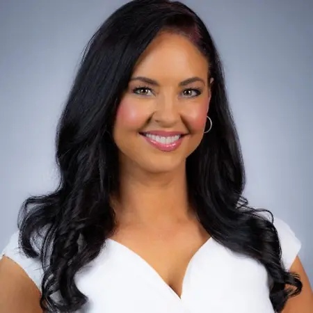 Samantha Mesa, Anchor, host, reporter on Influential Women