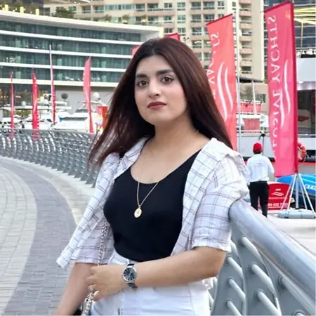 Amna Tariq