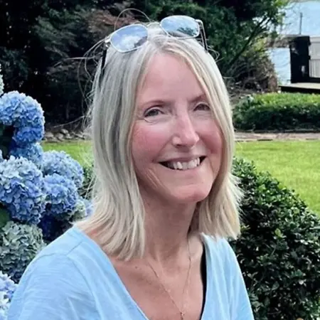 Ann Campanella, Memoir Author on Influential Women