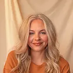 Jasmine Peeples, Merchant Payments Consultant on Influential Women