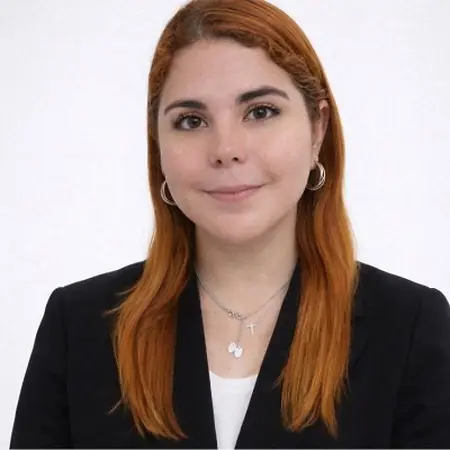 Stephanie Rolon, Senior Social Media Manager on Influential Women