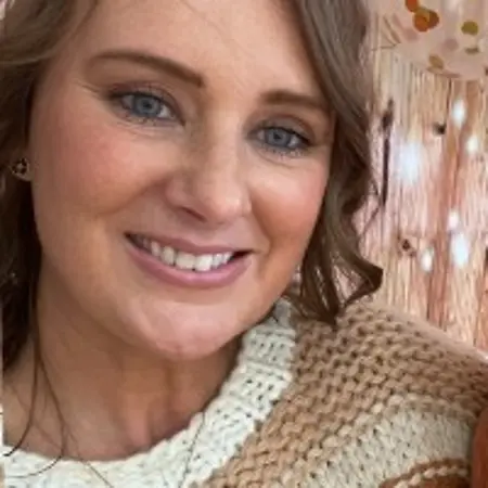 Abby Vozenilek, Outside Sales Representative on Influential Women