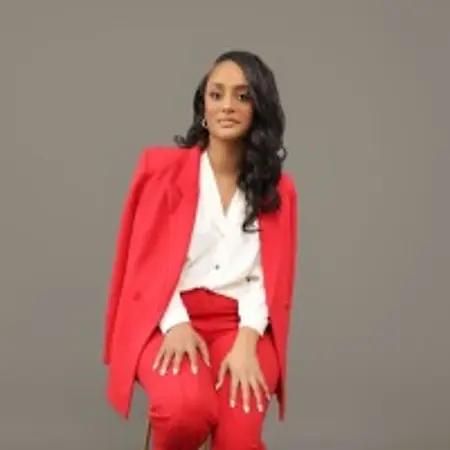 Lindsey Walker, Business Owner on Influential Women