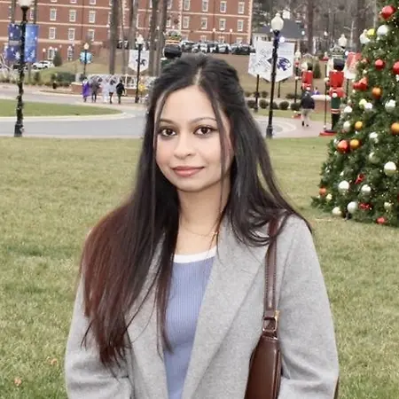 Fariha Farid, Digital Product Manager, Data Analytics on Influential Women