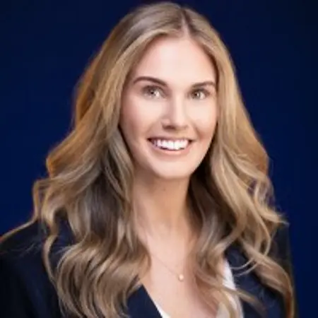 Olivia Lynch, Director- Global Public Sector, Social Selling Programs on Influential Women