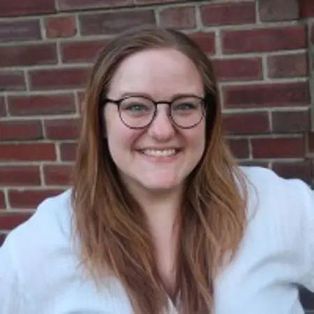 Kassie Little, Virtual Program Lead on Influential Women