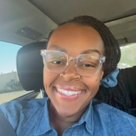 Lakeisha Vaden, Assistant Store Manager on Influential Women