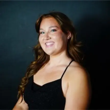Nicole Marie Burgess, Back of House Hospitality Crew Lead on Influential Women