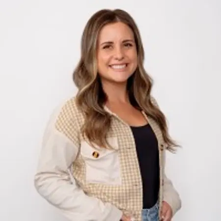 Mackensie Truong, Senior Account Executive on Influential Women