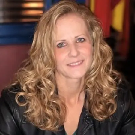 Darci Kimball, 2025-2026 NSTA DSEC STEM Fellow on Influential Women