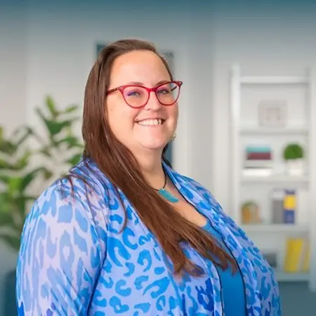 Jenn Echikson, Senior Paralegal on Influential Women