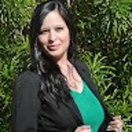 Maria Appelbe, Writer, Yoga Instructor, Scholarship and Book Reviewer on Influential Women