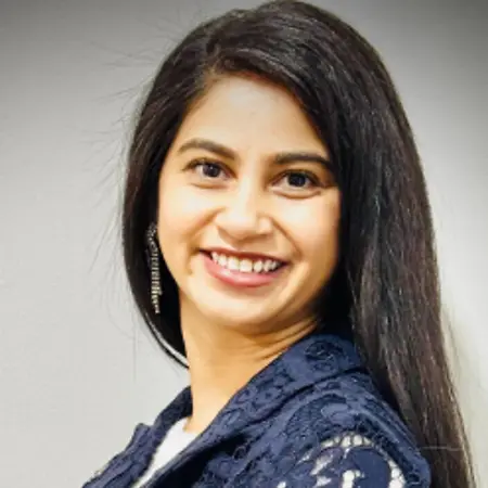 Nidhi Dabhi, RN