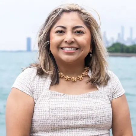 Sandra Galvan-Valdovinos, Licensed Marriage & Family Therapist on Influential Women