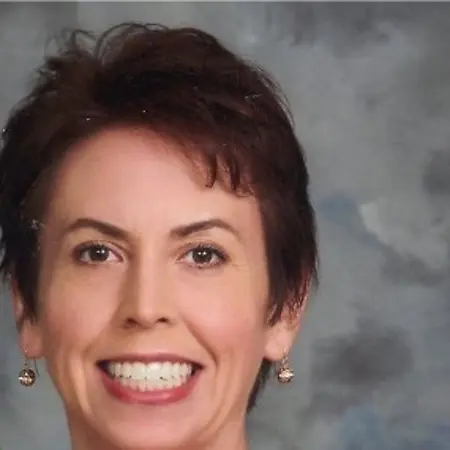 Shaunesy MacRunnels Story, Freelance Media Designer and Copywriter on Influential Women