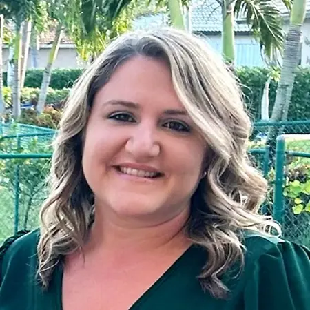 Stephanie Yahya, Executive Virtual Assistant on Influential Women
