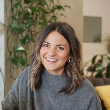 Kristin Bennett, Senior Account Manager on Influential Women