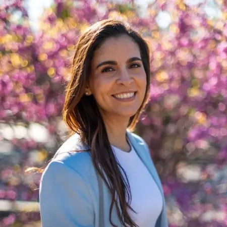 Carolline Day, Private Transition Advisor on Influential Women