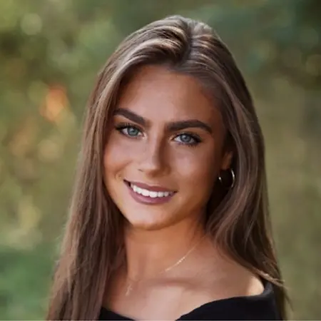 Kate Sardone, Benjamin Family Social Media Fellowship; Creative Director on Influential Women